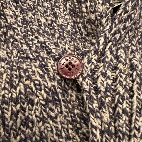 LLBean sweater - Picture 3 of 4